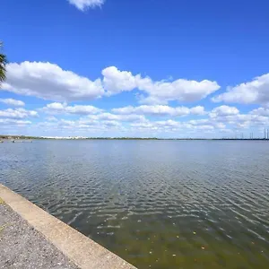 Santa Barbara On The Bay Waterfront Apartment Tampa